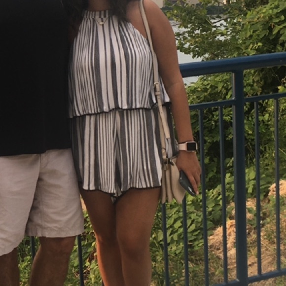 Striped romper - Picture 2 of 3